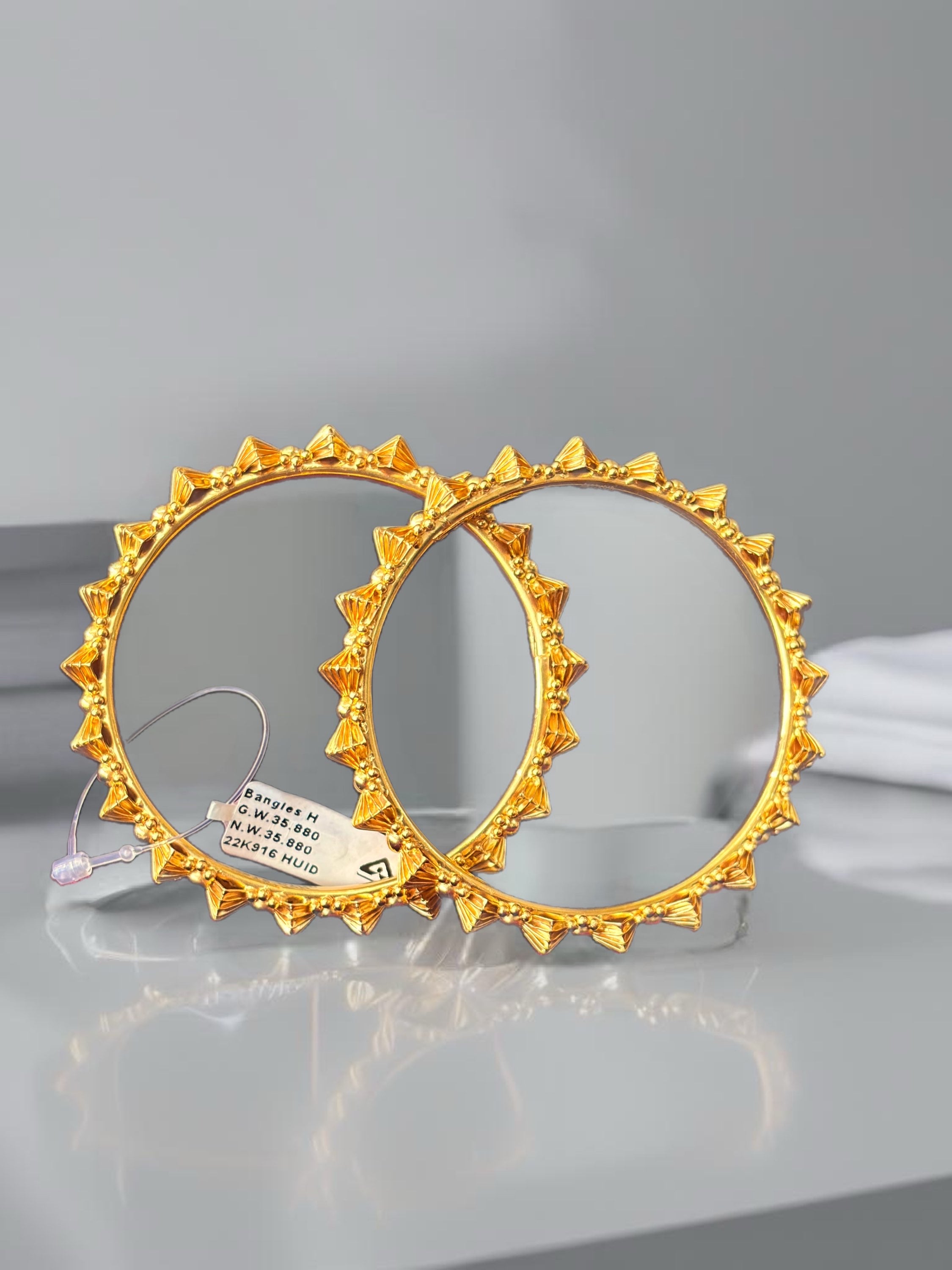 Hand Crafting Leaf Bangles, 916 22K , 35.880 image 1