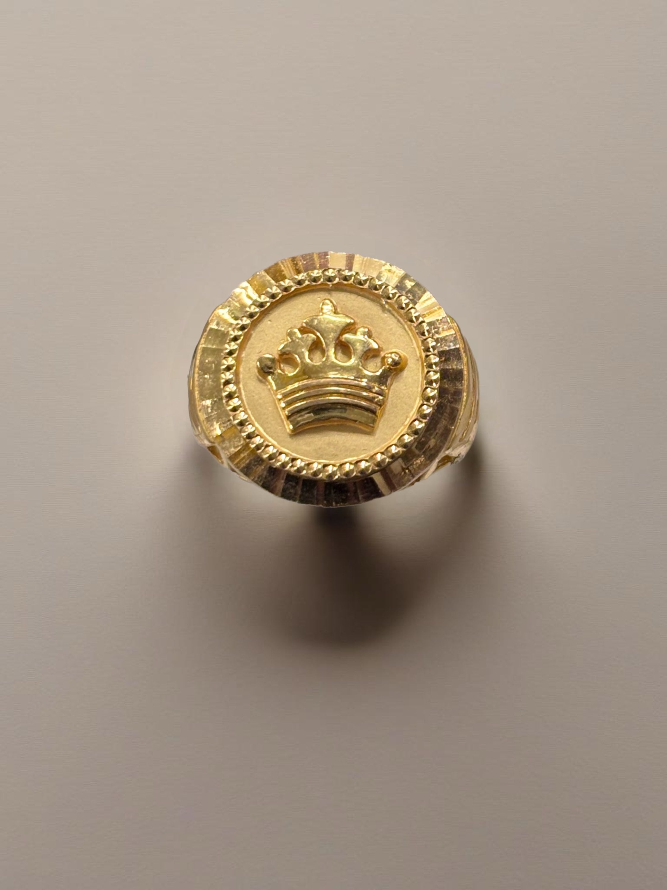 Crown gents rings 22K916 8.520 Grams image 0